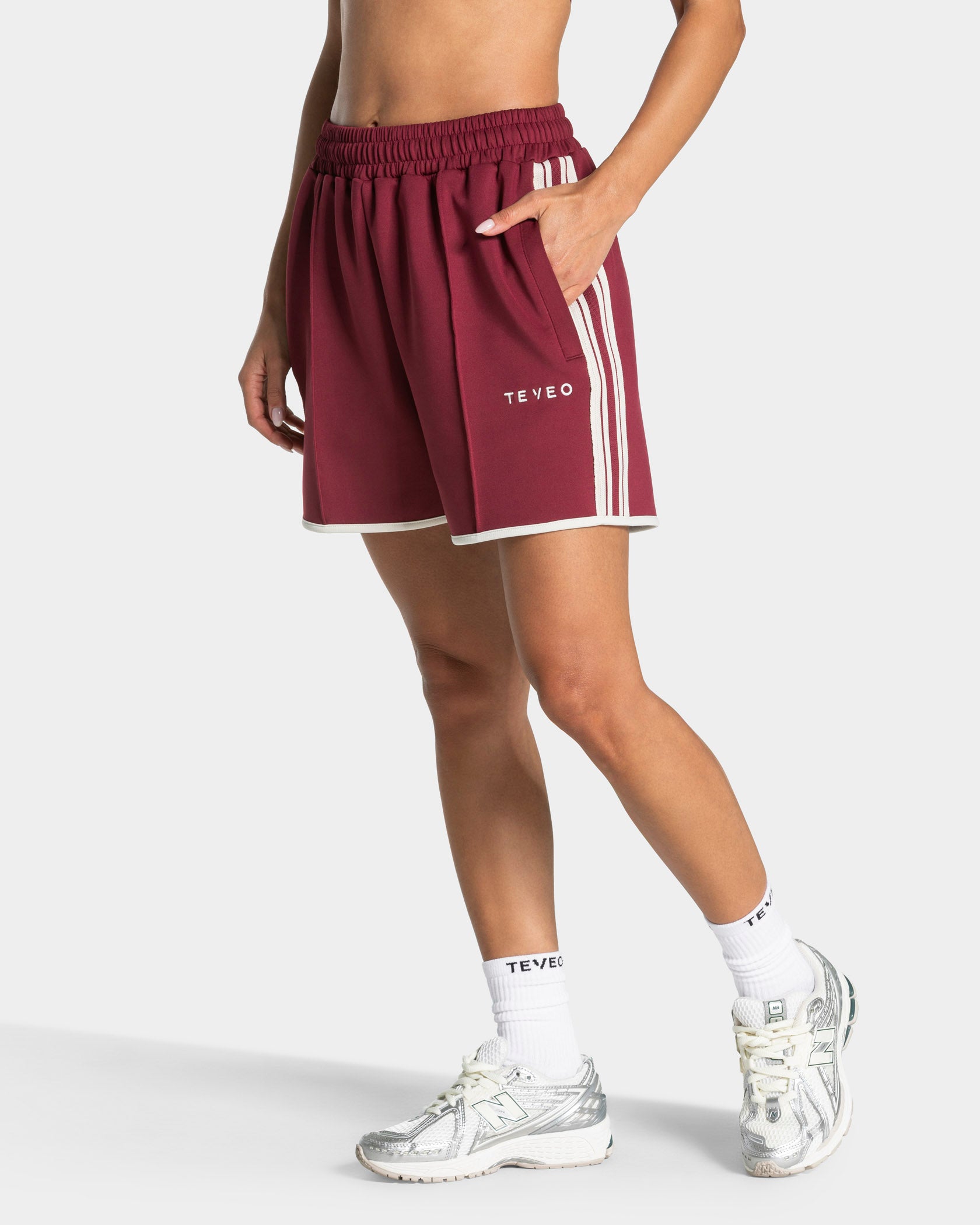 Club Shorts "Weinrot"