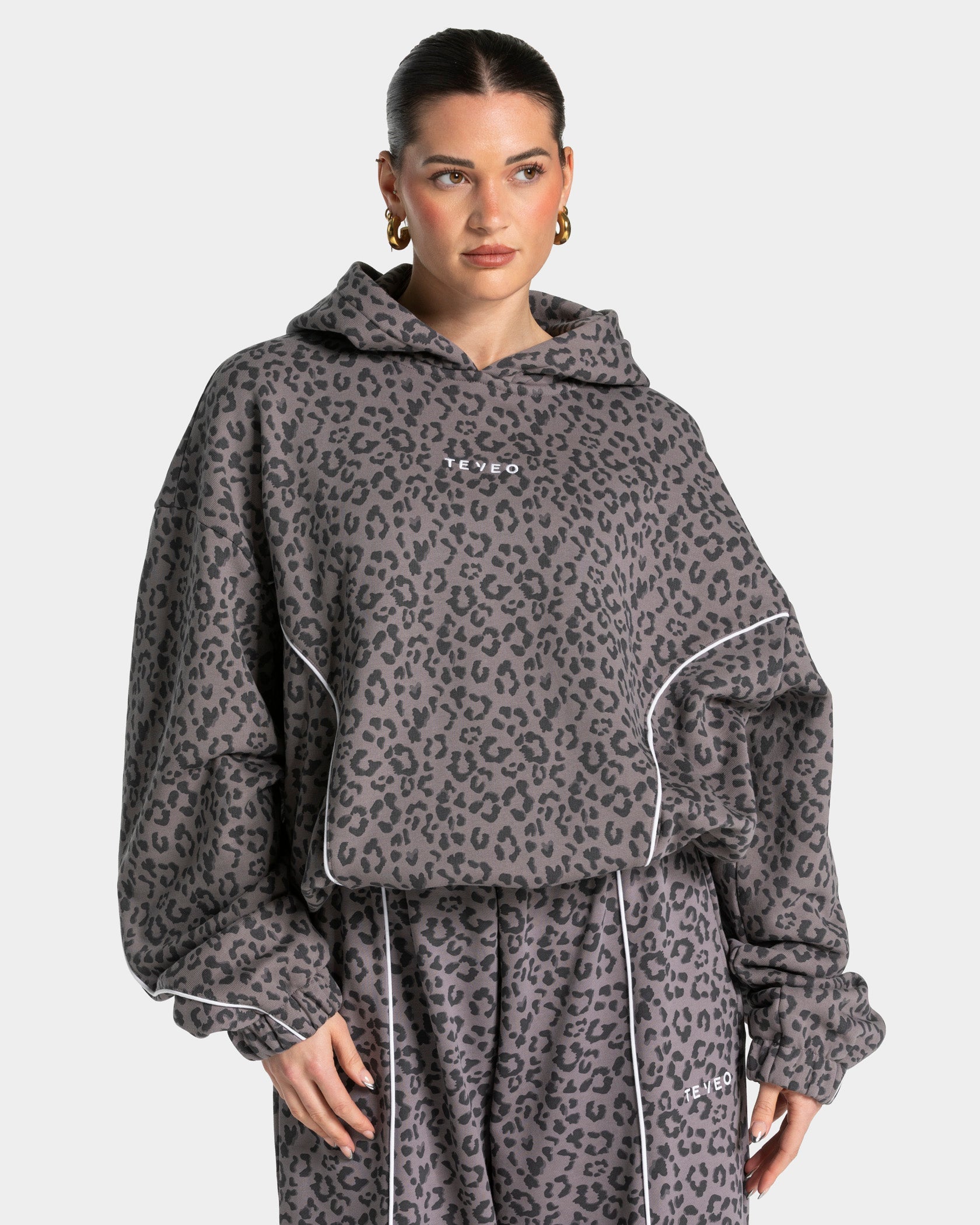 Contrastline Hooded Sweater "Leo Graphit"