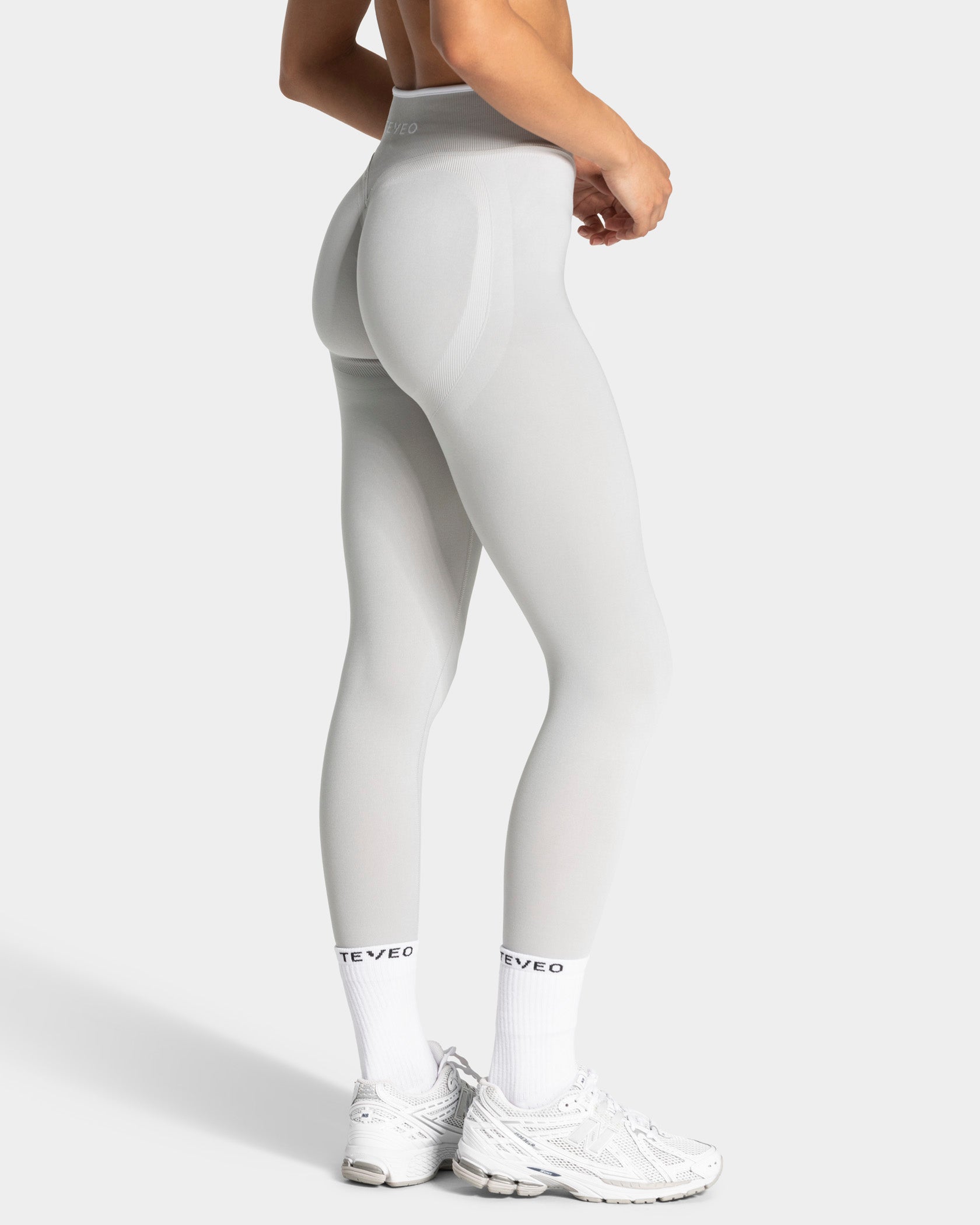 Contrastline Sculpt Scrunch Leggings "Moon"