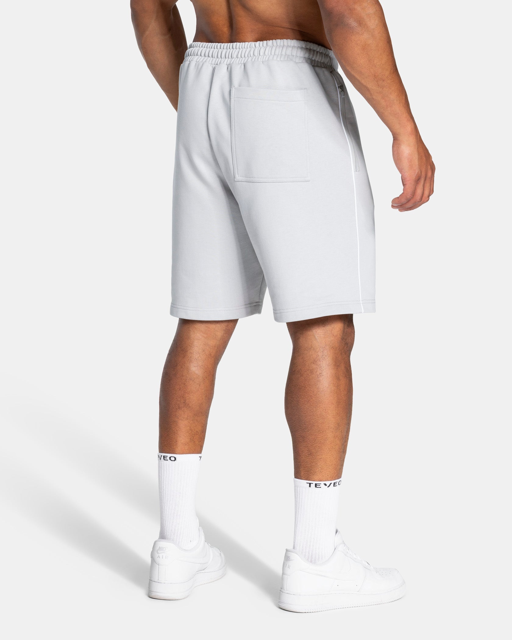 Contrastline Shorts "Moon"